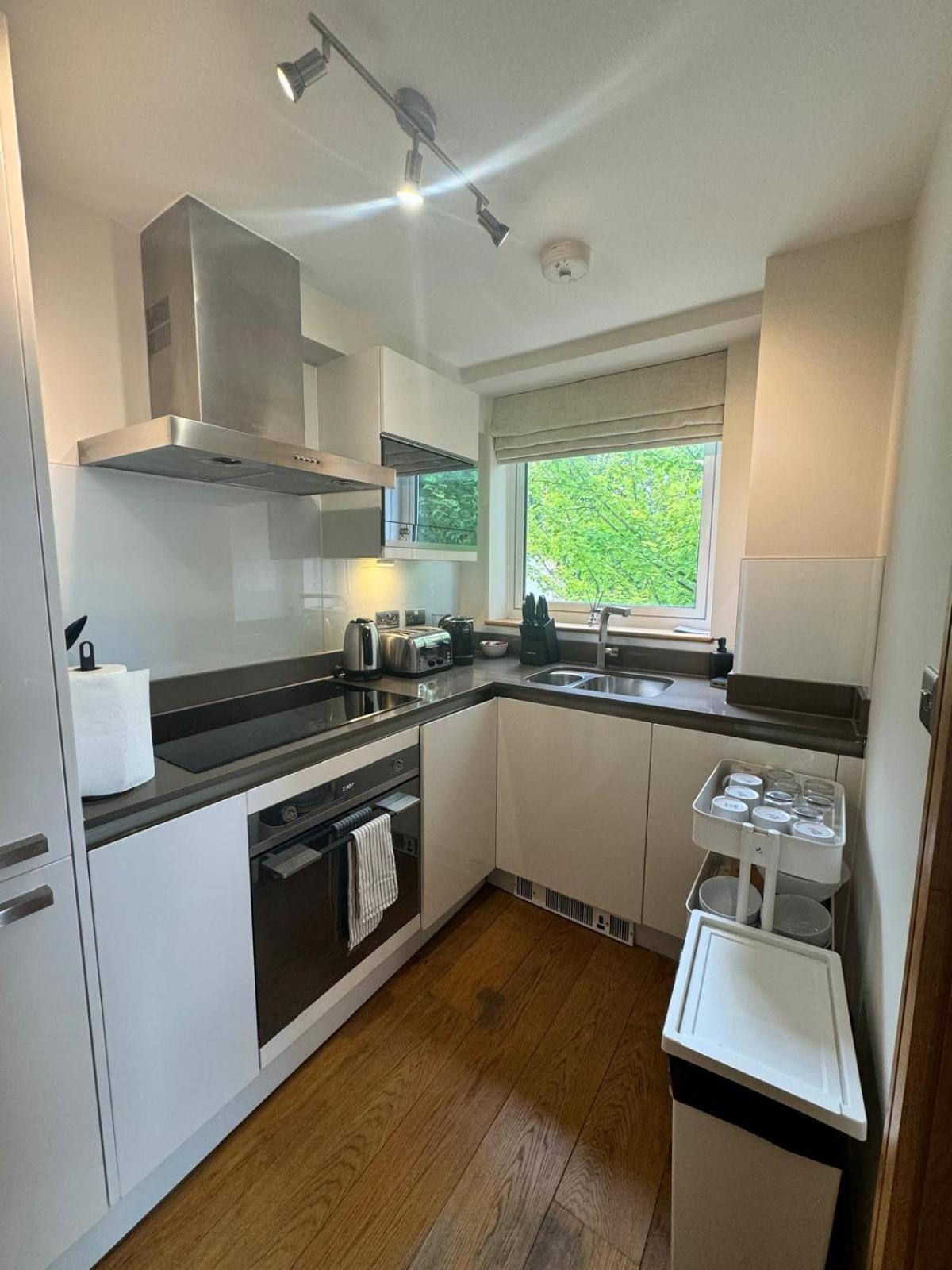 Апартаменты Westwood House Лондон