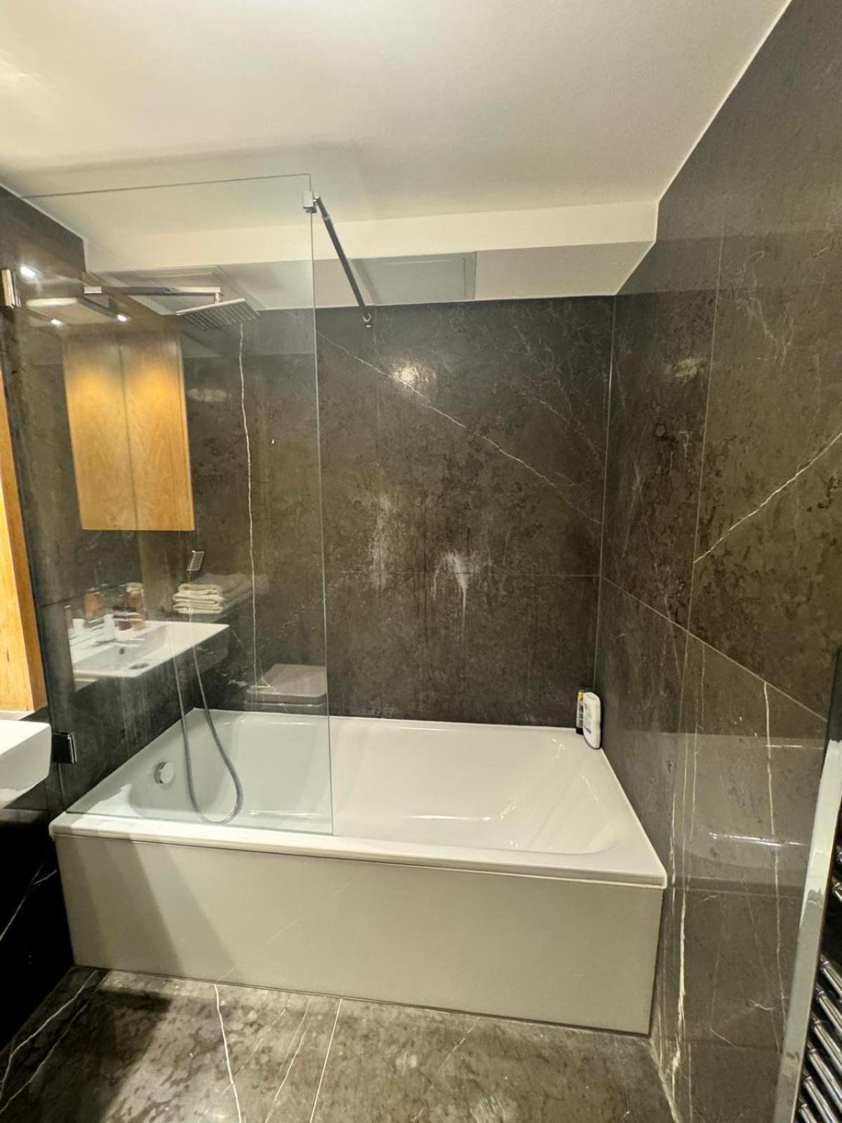 Апартаменты Westwood House *