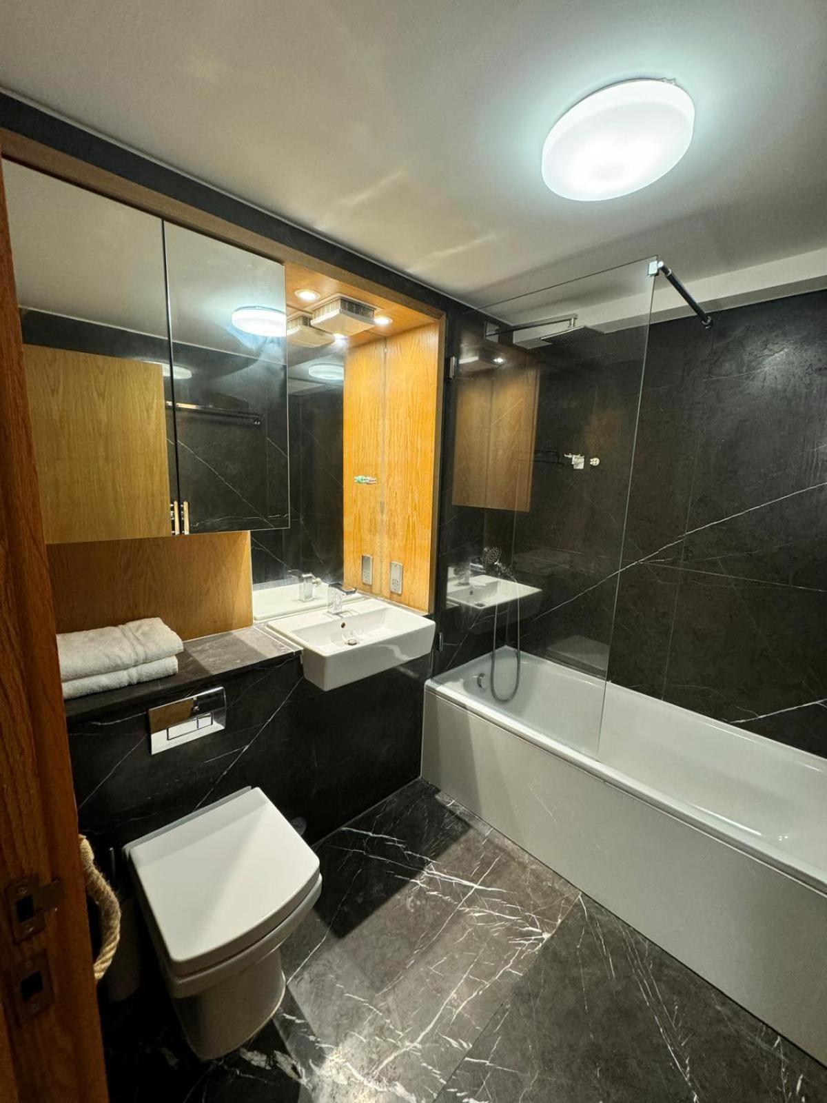 Westwood House Лондон
