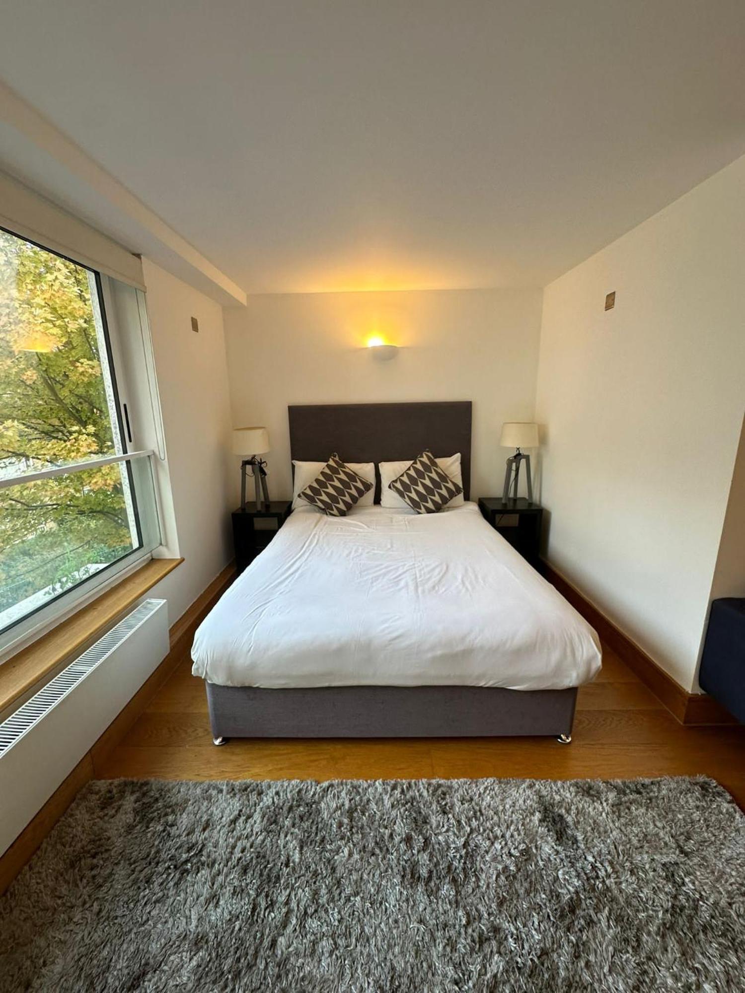 Westwood House Апартаменты *